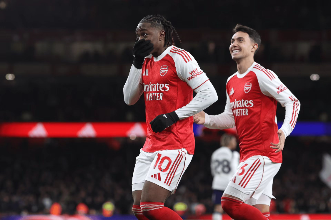 德比戴帽,他是阿森纳争冠的最后一块拼图