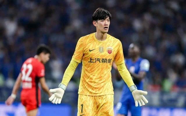 中超一周最佳：海牛锋霸超神，颜骏凌完爆新科国门，穆斯卡特正名