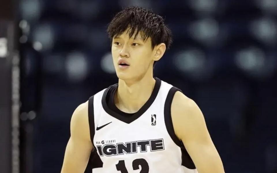 中国男篮全新4小只谁强NBA给出实力定位，曾凡博林葳不如崔永熙