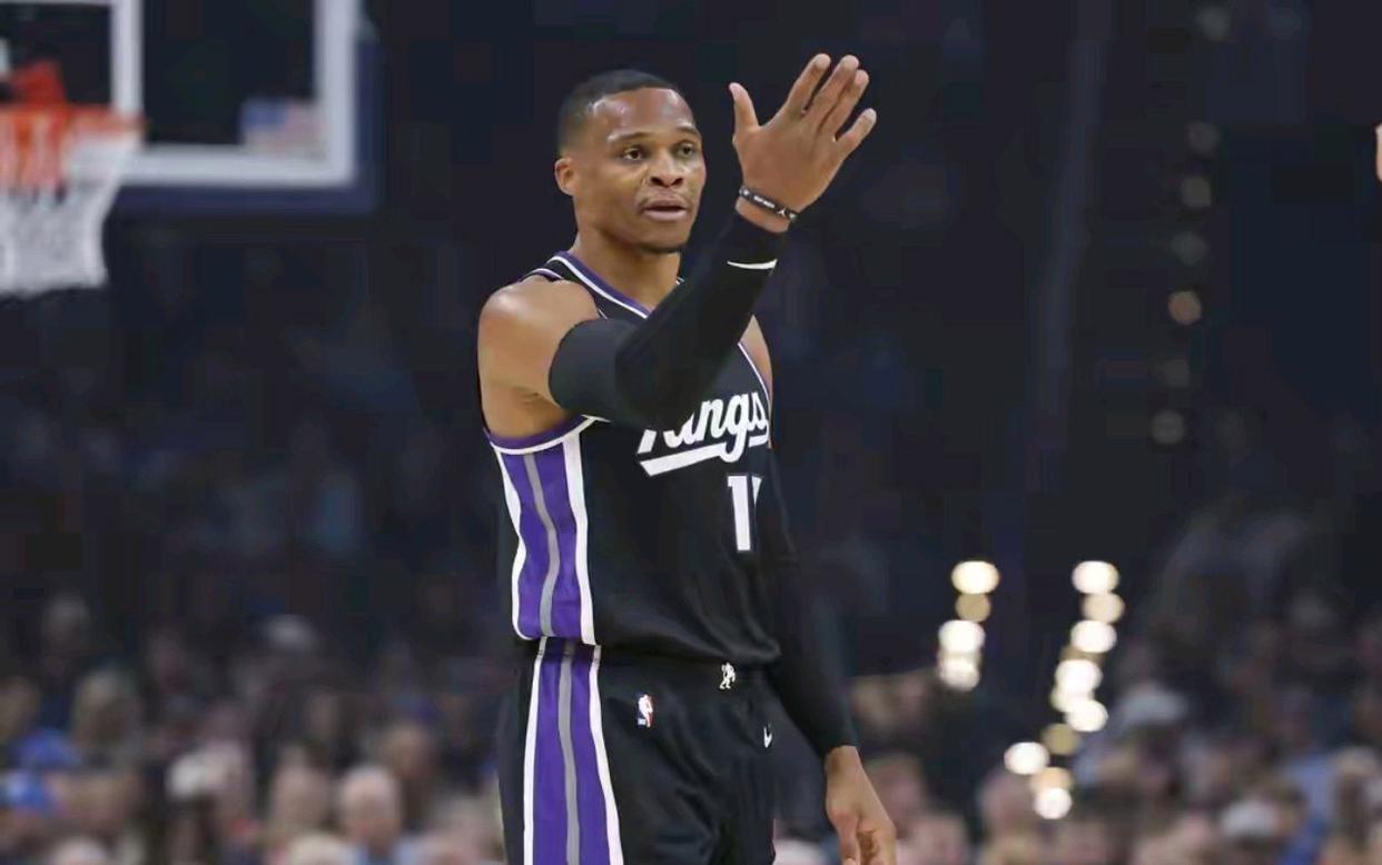 历史之夜的幕后英雄:威少以全新姿态定义伟大