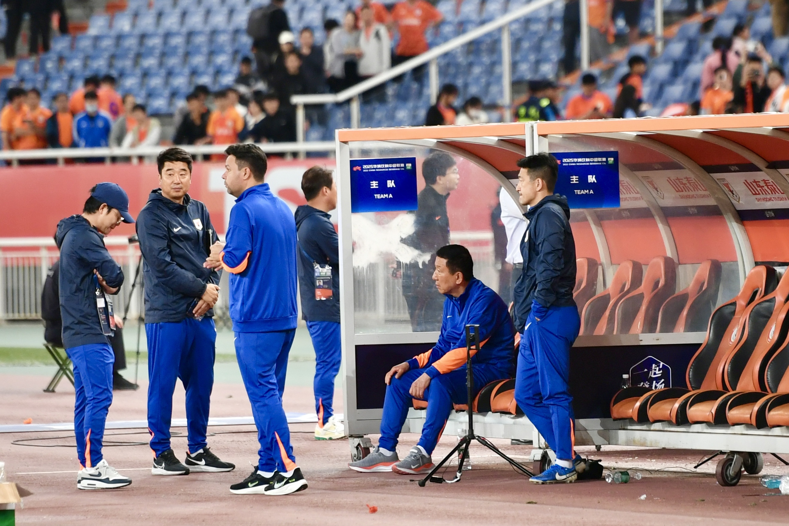 鲁媒：强强对话难求一胜，崔康熙已无力在技战术层面提升球队上限