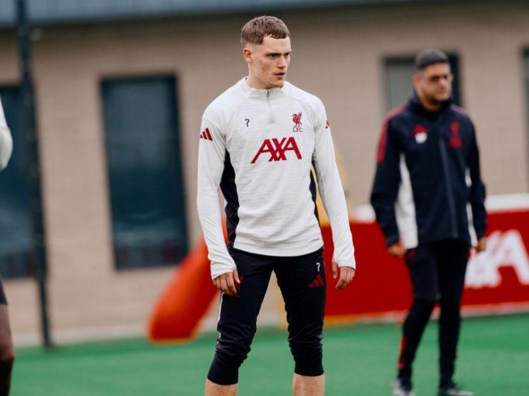 拜仁幸好没买维尔茨!17岁青训小将闪耀欧冠:3场3球+创33年历史