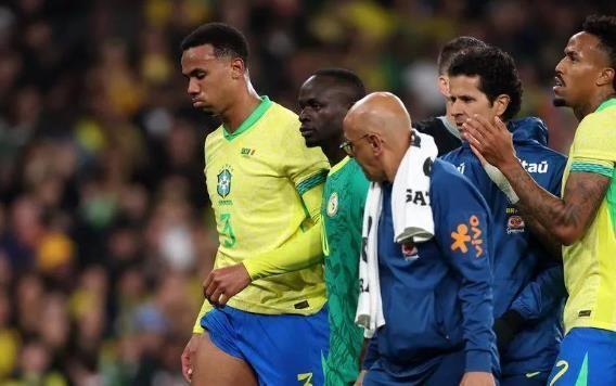 钢铁防线突现裂痕！两大中卫因伤退出国家队，枪手迎赛季最大考验