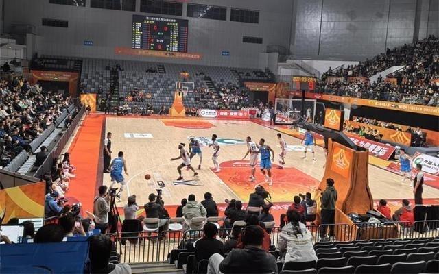 CBA杯北汽男篮憾负山东无缘淘汰赛奥莫特状态下滑