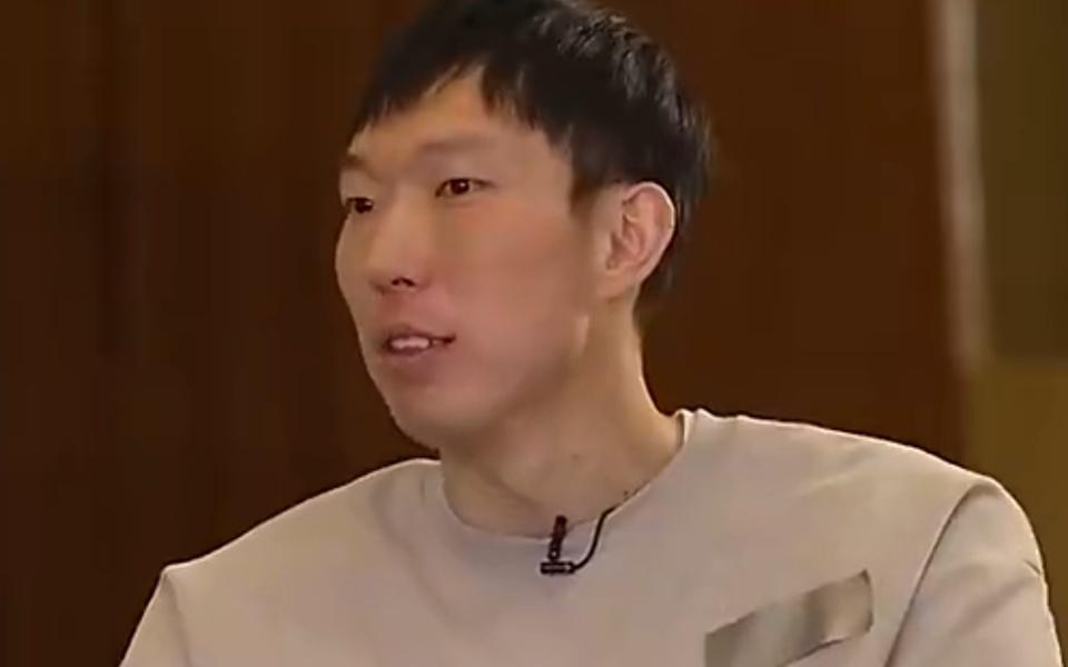 第1名嘴杨毅揭秘周琦放弃NBA真相！原来对比杨瀚森，他还不只是菜