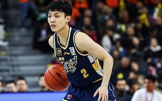 盘点广东合同到期球员!徐杰错过顶薪,杜润旺获肥约,3人被清退