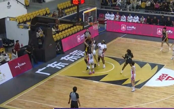 WCBA联赛冠军对升班马至于用场外招吗