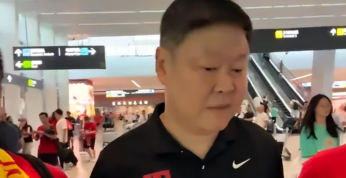 意外!韦世豪未来在川足能达到姚夏的高度吗球迷为此开始热议