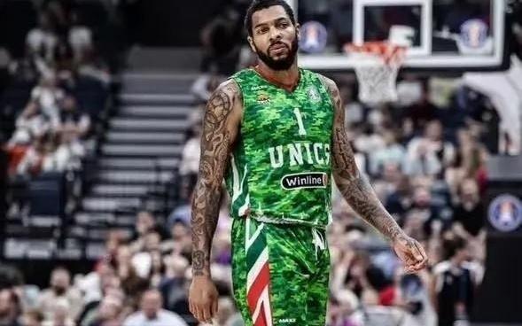 身高1米96摇摆人！山东男篮官宣：前NBA球员德沃恩正式加盟球队