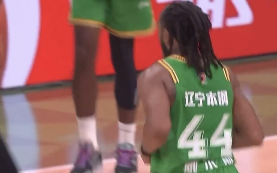 身先士卒！威尔斯砍30分7板5助，率领辽宁掀翻卫冕冠军广厦