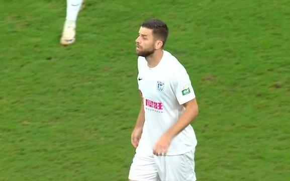 拉布亚德腾出名额，大连提前寻外援，别再捡漏，末战等马莱莱救赎