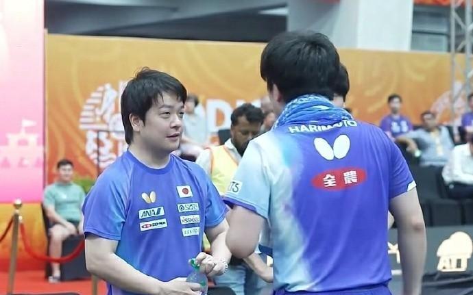 梁靖崑23不敌张本智和，国乒男团大比