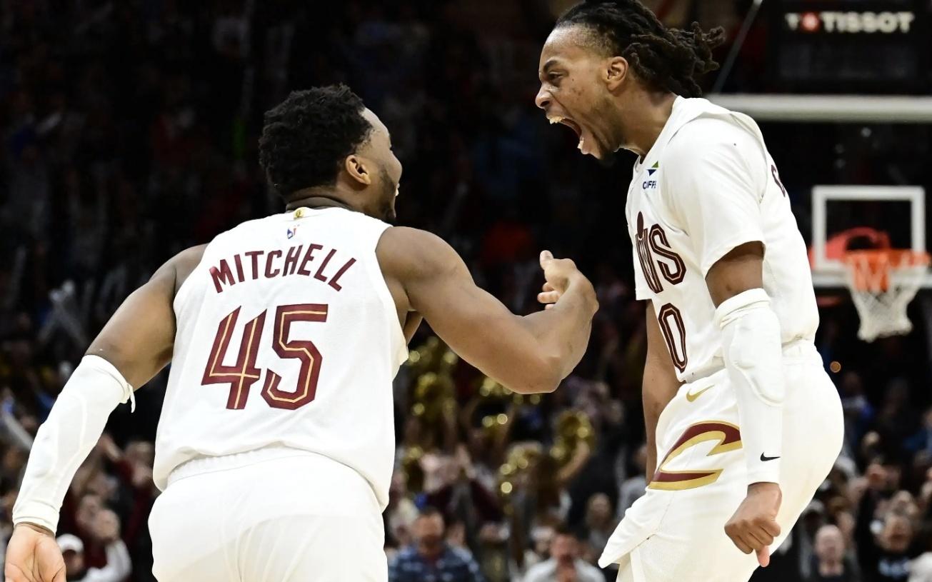 三分11中0也能赢！NBA历史最奇葩躺赢，1.9亿超巨把大腿抱出花了