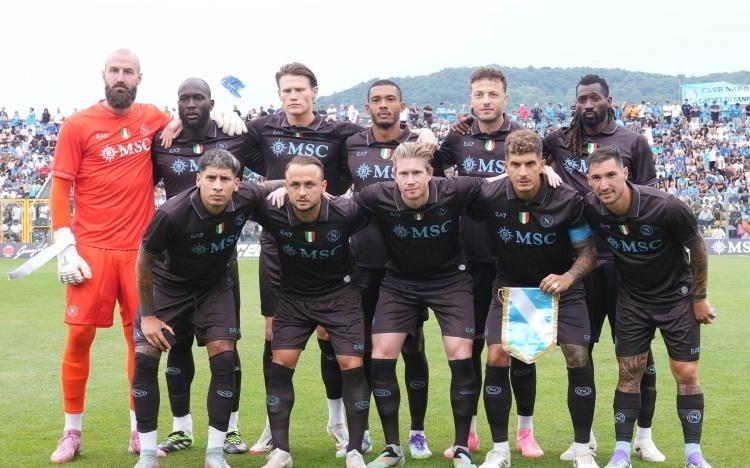 貝尼特斯：意甲爭冠那不勒斯略領先國米，米蘭和尤文仍需補強
