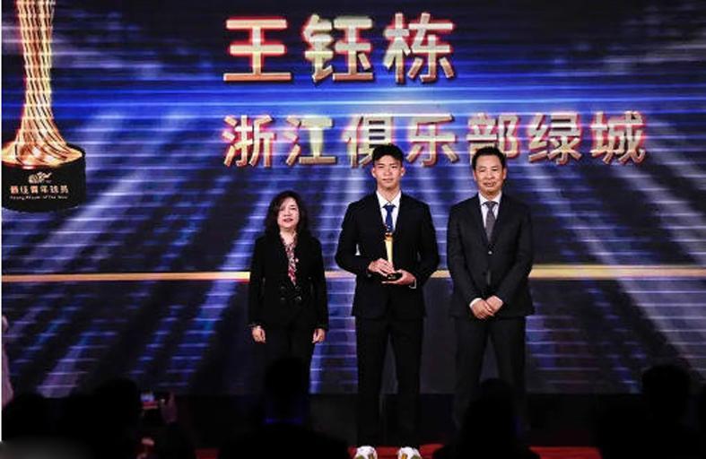 大连获公平竞赛奖没毛病,天津+金银铜哨引争议!6队毛儿都没捞着