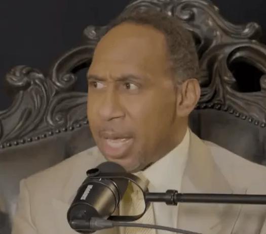 美国杨毅:谁还不知道詹姆斯是靠刷数据成为Goat