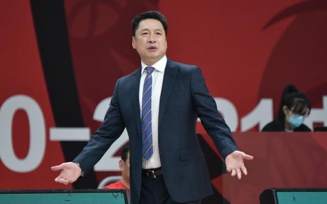 CBA最新消息！张知垚或加盟北京，李春江确定离开，郭艾伦归队