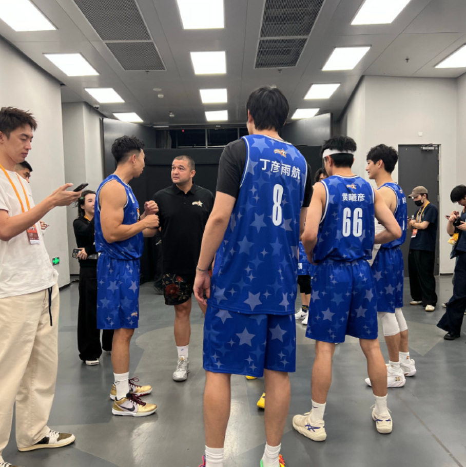 得分不如曹芳王鹤棣！打个表演赛仅14分，4字外援回CBA彻底无望