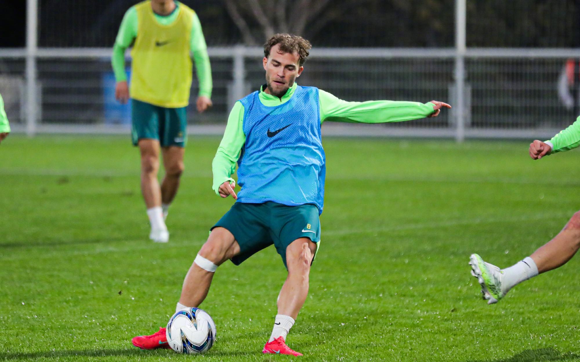 中超转会动态:北京国安2将或离队,浙江队被曝挖K联赛准MVP