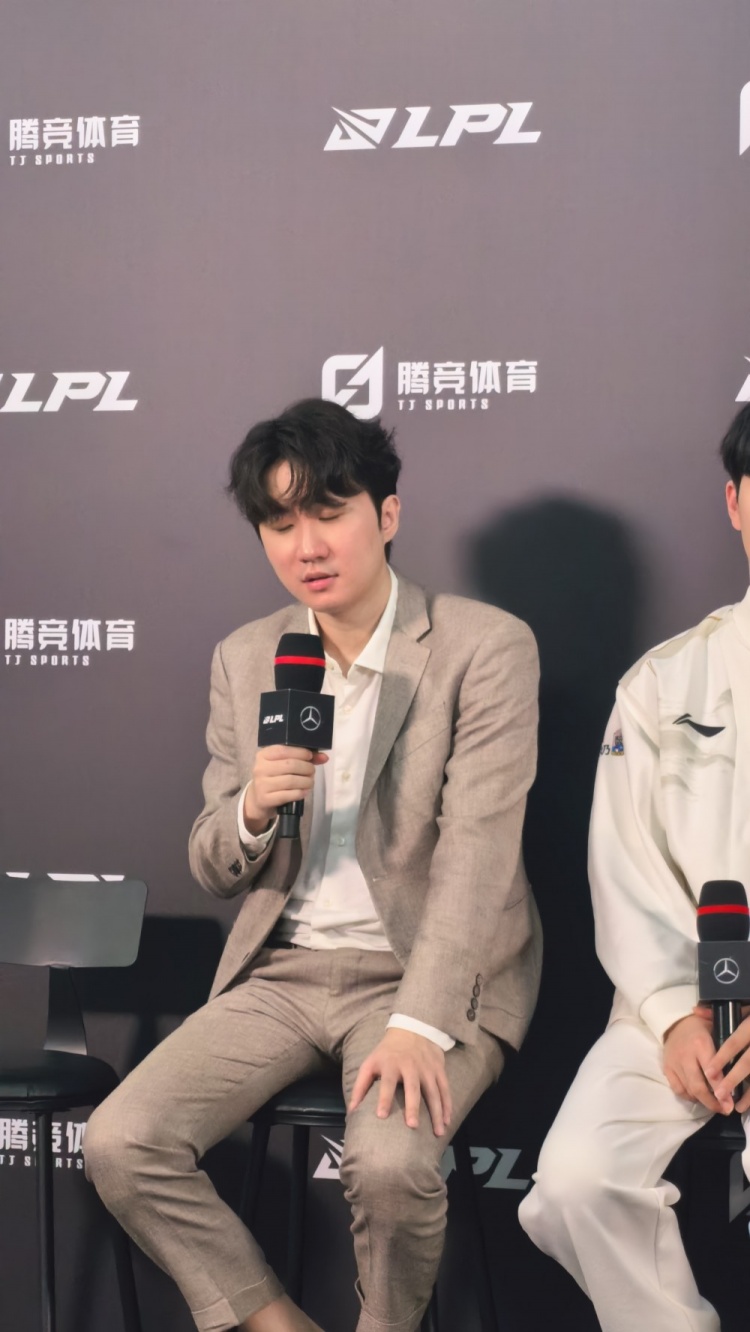 同样的失误要几次才能记住iG教练：我们一直重复出现同样的失误