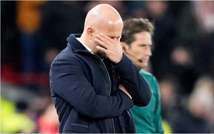 利物浦195354赛季一度15场不胜且10负最终降级,目前12场9负