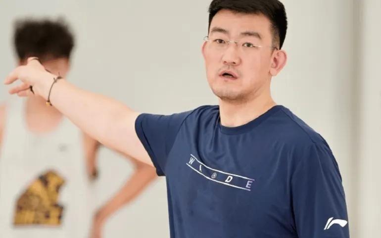 CBA环境这么差广厦夺冠仍无新赞助商加入，主动去找也难办！
