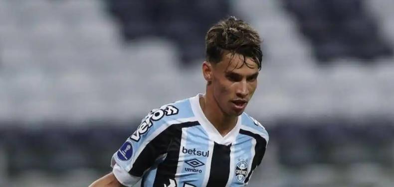 乌拉圭国脚中卫成鲁能冬窗新援黑马