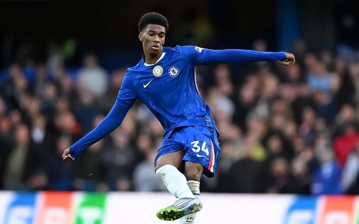 为补强后防，曼城盯上切尔西天才全能后卫，拜仁来抢，蓝军不放人