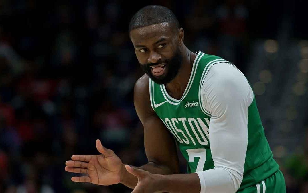 不公正,凯尔特人杰伦布朗激烈言论被最后2分钟报告证实100%正确