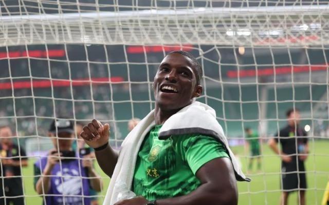 法比奥摘得2025中超金靴奖刷新国安