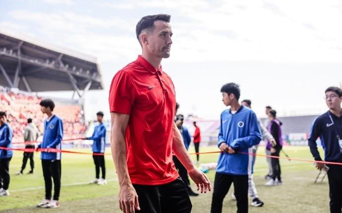 周定洋：这个赛季全队都有成长，每个起