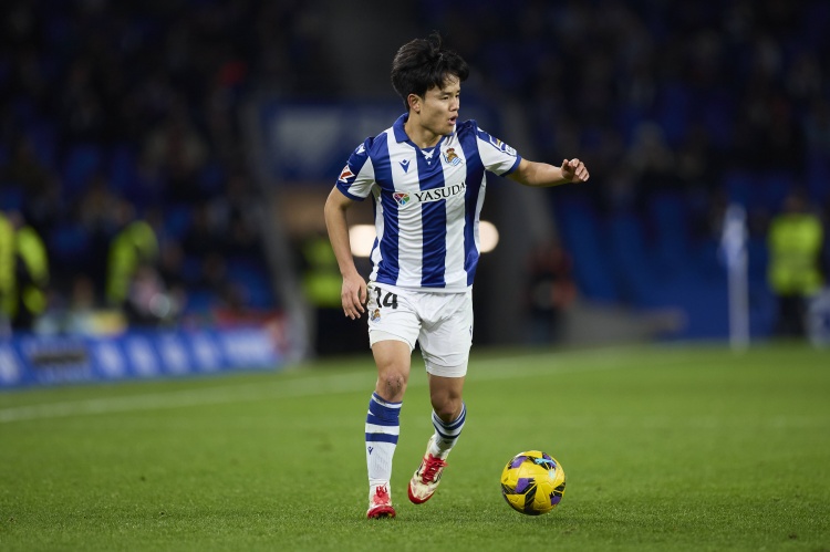 英媒：利物浦已经关注久保建英1年半，