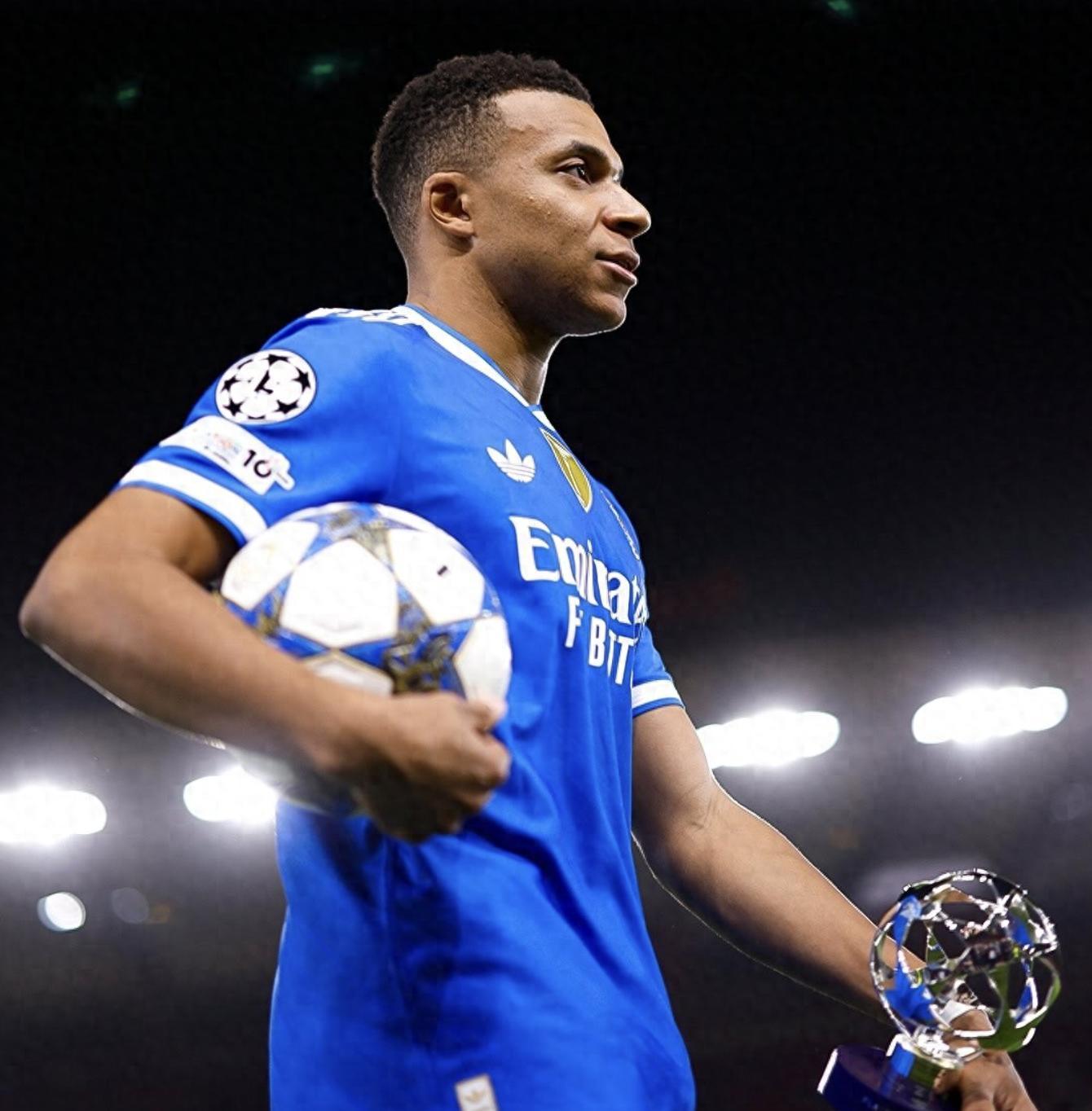 5轮1分!他们跟海港何其相似:国内联赛争冠,欧冠排倒数近乎出局