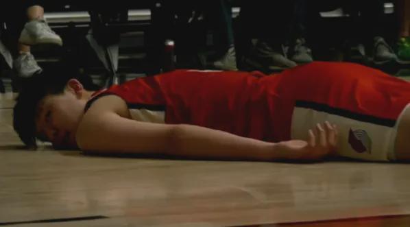 急了,杨瀚森急眼了!14+6打出侵略性一战......