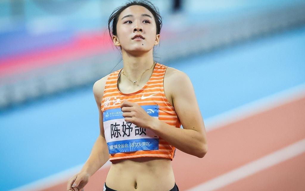 16岁“小孩姐”陈妤颉成就全运会历史最年轻女子百米冠军
