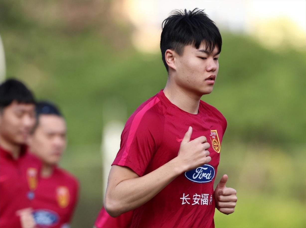 意外！杨立瑜新赛季来重庆铜梁龙几率