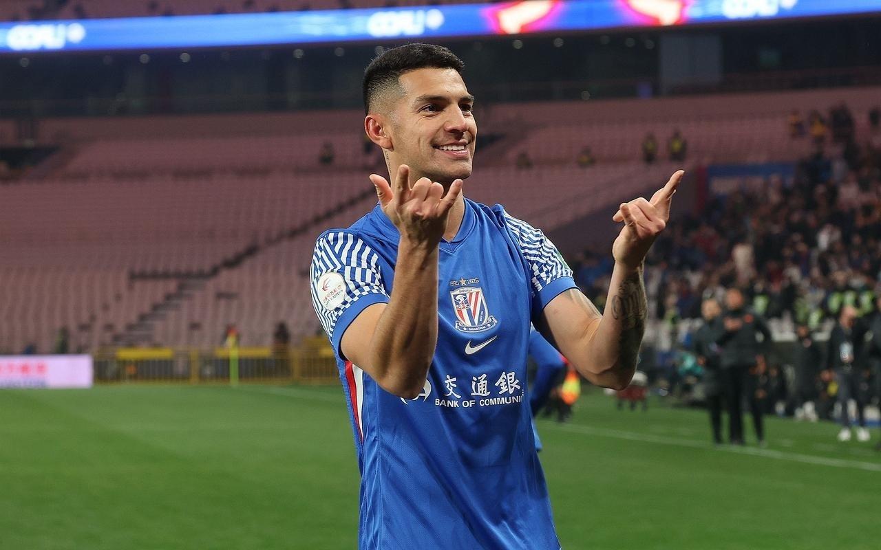 意外吗申花拒绝续约路易斯,离队后中超无人问津,灰溜溜回巴西