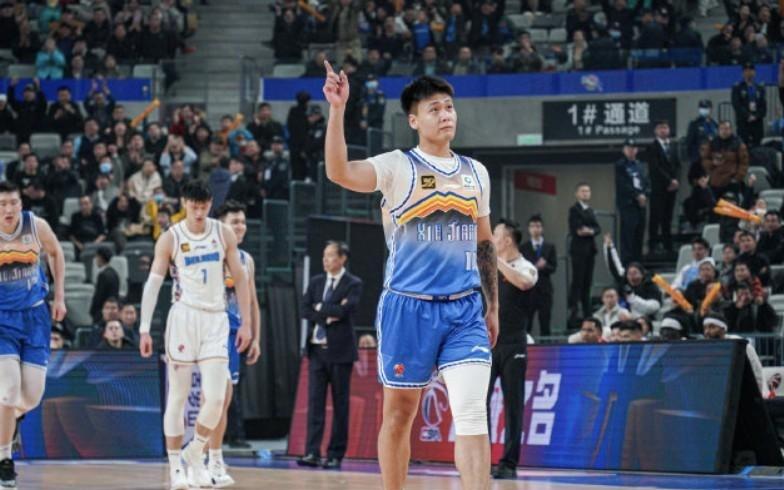 新疆男篮官方：祝福赵睿，感谢他为球队付出的努力与贡献