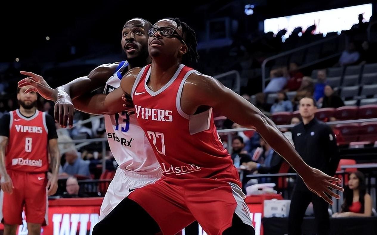 連續(xù)兩場表現(xiàn)平平，火箭雙向合同鋒線新星終于打出了全能的表現(xiàn)