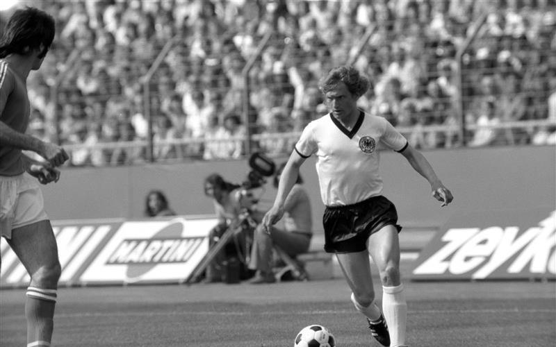 德国队1974年世界杯冠军成员赫尔佐格去世,享年79岁