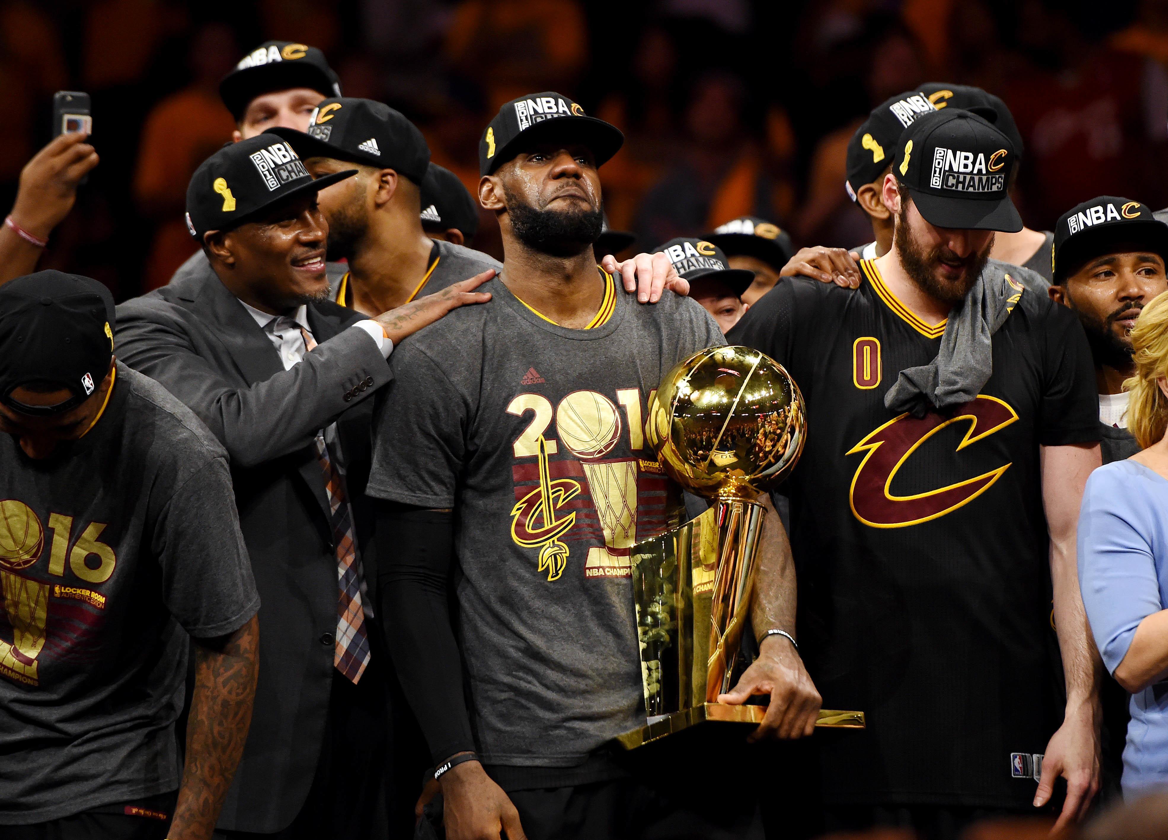 NBA201516赛季经典名局评选：骑士13落后绝地翻盘夺冠，科比退役战狂砍60分