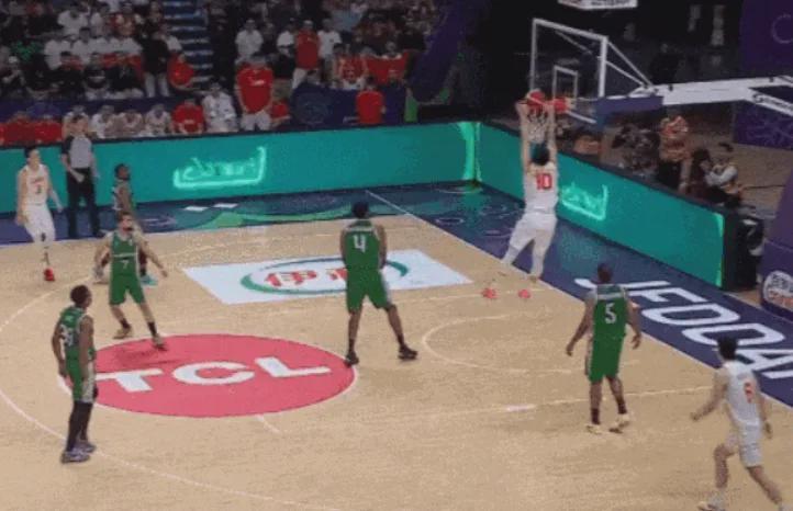 赢了赢了！亚洲杯8投砸出10分！中国又一NBA级别前锋