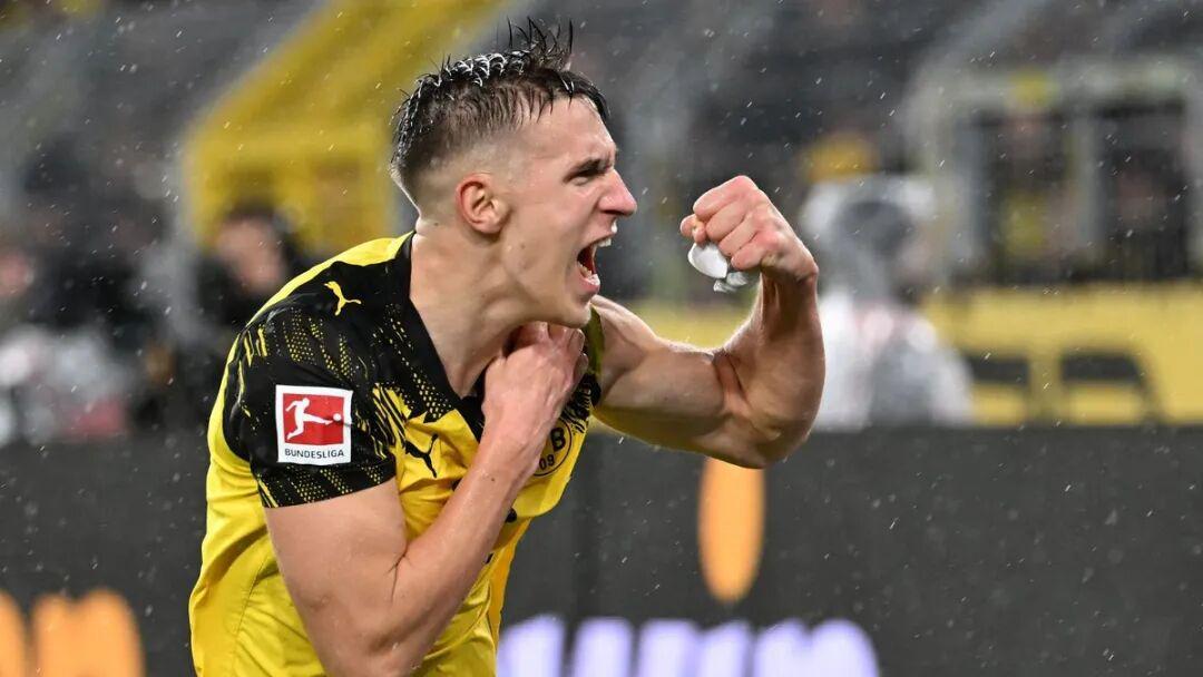 接班范戴克!曝利物浦求购德国主力中卫多特开价5000万镑