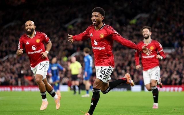 曼联半场17次射门,为本赛季英超所有球队上半场最多