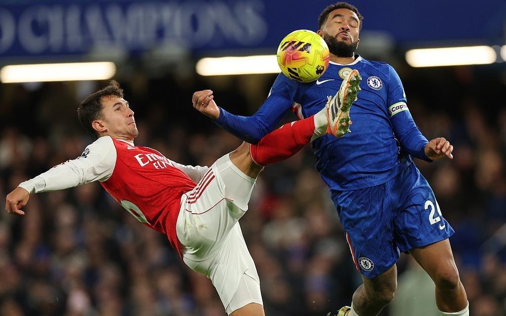 体坛联播切尔西少一人1比1战平阿森纳,皇马丢掉榜首位置