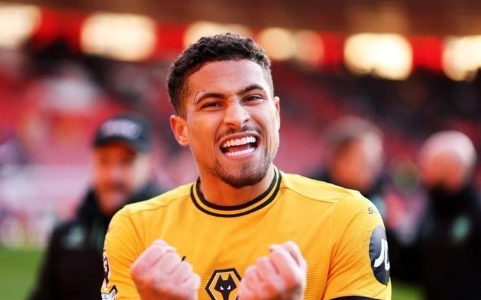 记者：曼联有意若昂戈麦斯，狼队此前的