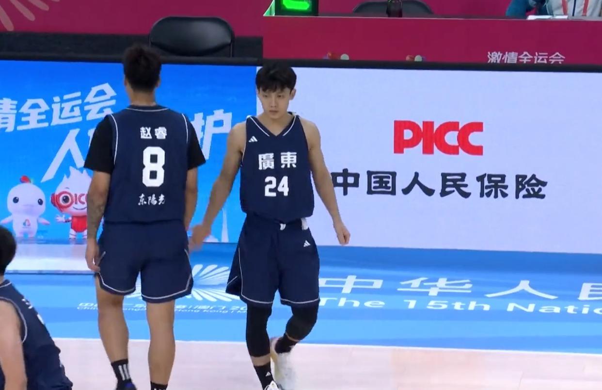 四川队疯狂抬价广东队被曝欲350万硬砸萨姆纳，CBA多队有意截胡