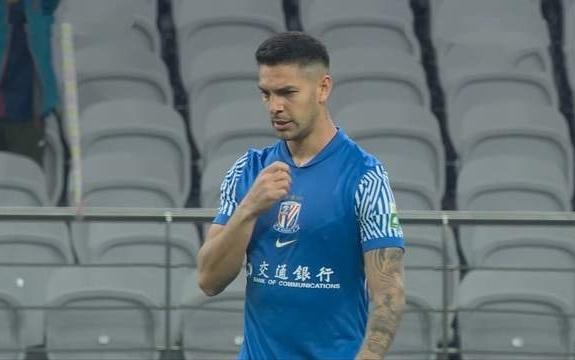 随队出征,申花小将推迟U22报到戴伟俊该进名单2外援或迎告别战