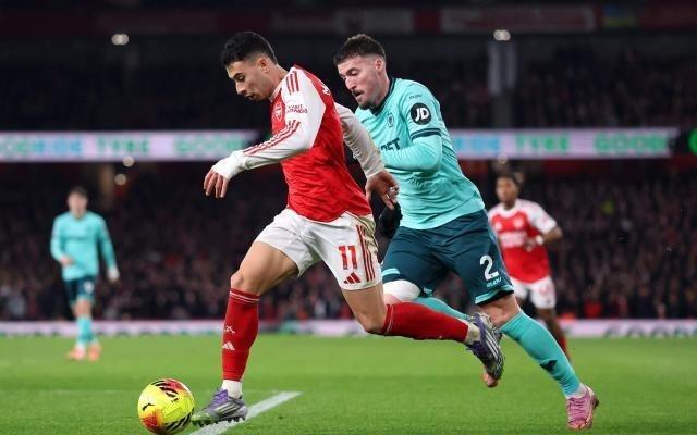 阿森纳状态堪忧运气爆表对副班长捡3分也是赚到