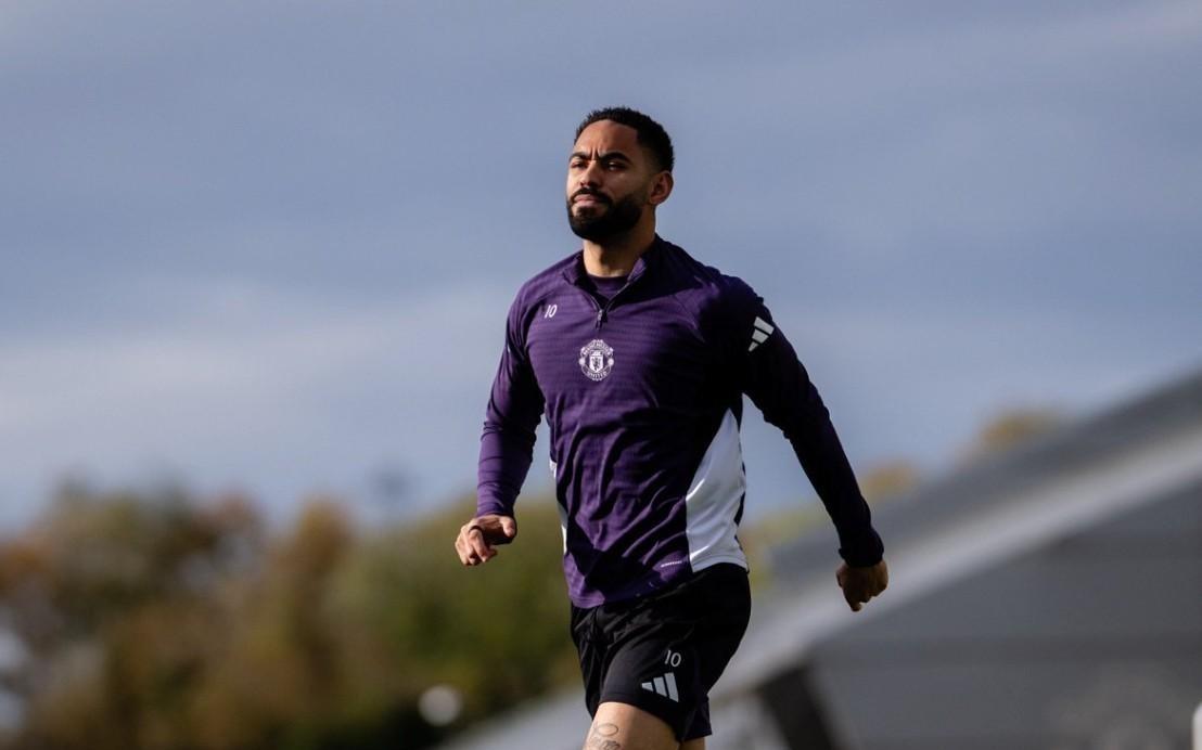 曼联官方:库尼亚归队训练,备战与西汉姆联的比赛